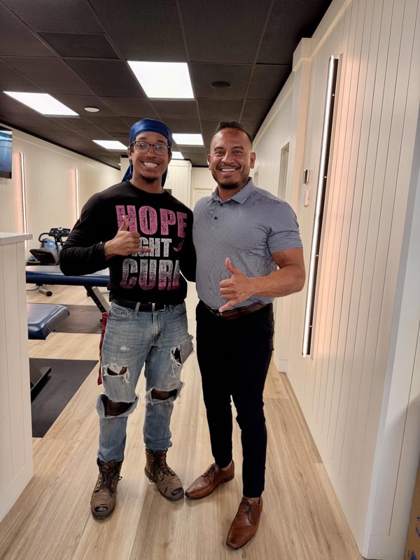 Dr. Steve and a patient giving a thumbs up